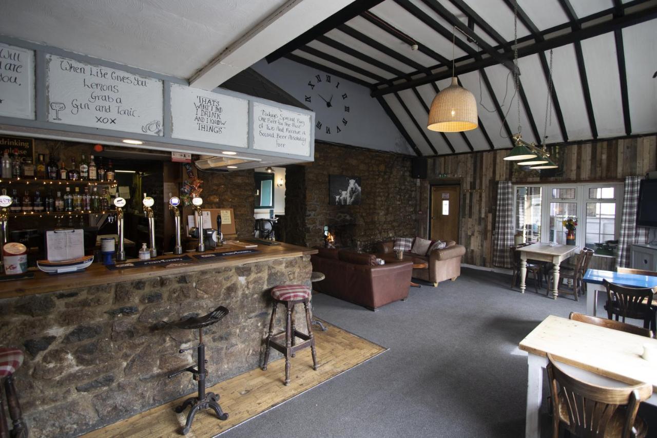 Parsonage Farm Inn Saint Florence Exterior foto